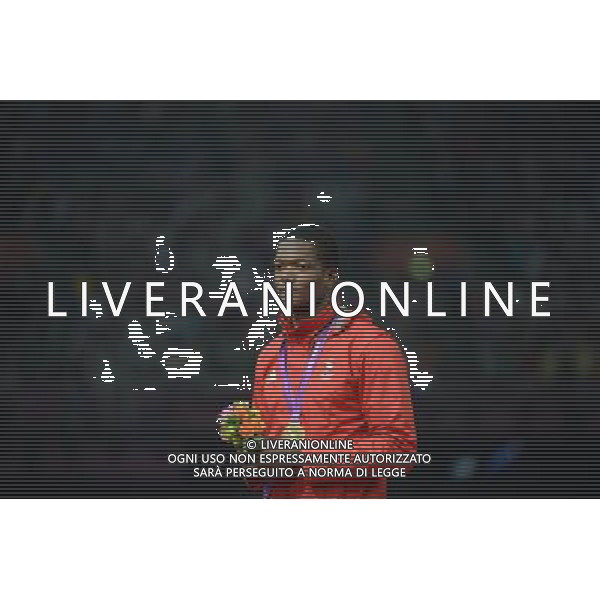 (120811) -- LONDON, Aug. 11, 2012 () -- Gold medalist Keshorn Walcott of Trinidad and Tobago poses at awarding ceremony of men\'s javelin throw event at London 2012 Olympic Games, London, Britain, Aug. 11, 2012. Keshorn Walcott of Trinidad and Tobago won gold medal. (/Wang Jianhua)(zgp) ©PHOTOSHOT/Agenzia Aldo Liverani Sas - ITALY ONLY - GIOCHI OLIMPICI, OLIMPIADI LONDRA 2012