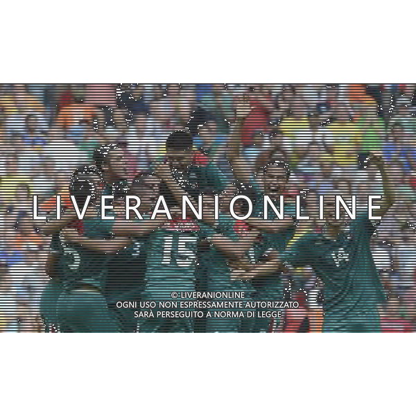 (120811) -- LONDON, Aug. 11, 2012 () -- Players Mexico celebrates after winning men\'s football gold medal match between Brazil and Mexico, at London 2012 Olympic Games in London, Britain, on August 11, 2012. Mexico won 2-1. (/Qi Heng) ©PHOTOSHOT/Agenzia Aldo Liverani Sas - ITALY ONLY - GIOCHI OLIMPICI, OLIMPIADI LONDRA 2012