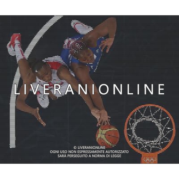 (120811) -- LONDON, Aug. 11, 2012 () -- Isabelle Yacoubou (R) of France is challenged during the women\'s basketball gold medal match between the United States and France at London 2012 Olympic Games, London, Britain, Aug. 11, 2012. The United States won the gold medal of the event. (/Meng Yongmin) ©PHOTOSHOT/Agenzia Aldo Liverani Sas - ITALY ONLY - GIOCHI OLIMPICI, OLIMPIADI LONDRA 2012