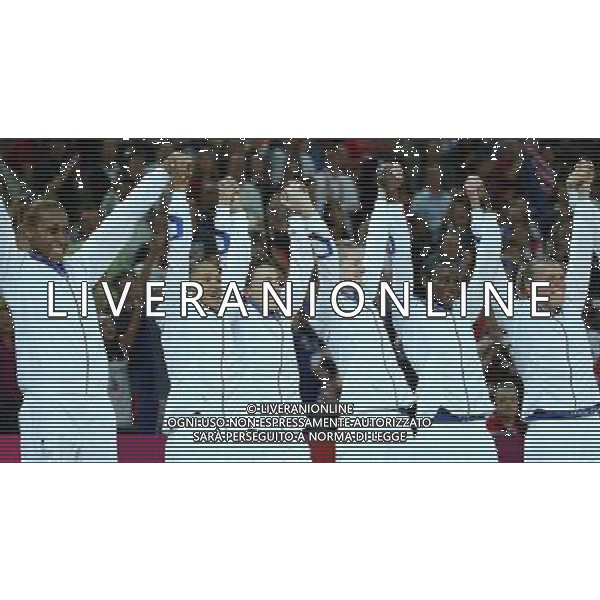 (120811) -- LONDON, Aug. 11, 2012 () -- Silver medalists players of Frnace celebrate at the awarding ceremony of women\'s basketball at London 2012 Olympic Games, London, Britain, Aug. 11, 2012. (/Meng Yongmin) ©PHOTOSHOT/Agenzia Aldo Liverani Sas - ITALY ONLY - GIOCHI OLIMPICI, OLIMPIADI LONDRA 2012