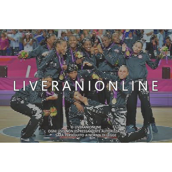 (120811) -- LONDON, Aug. 11, 2012 () -- Gold medalists players of the United States celebrate at the awarding ceremony of women\'s basketball at London 2012 Olympic Games, London, Britain, Aug. 11, 2012. (/Cheng Min) ©PHOTOSHOT/Agenzia Aldo Liverani Sas - ITALY ONLY - GIOCHI OLIMPICI, OLIMPIADI LONDRA 2012