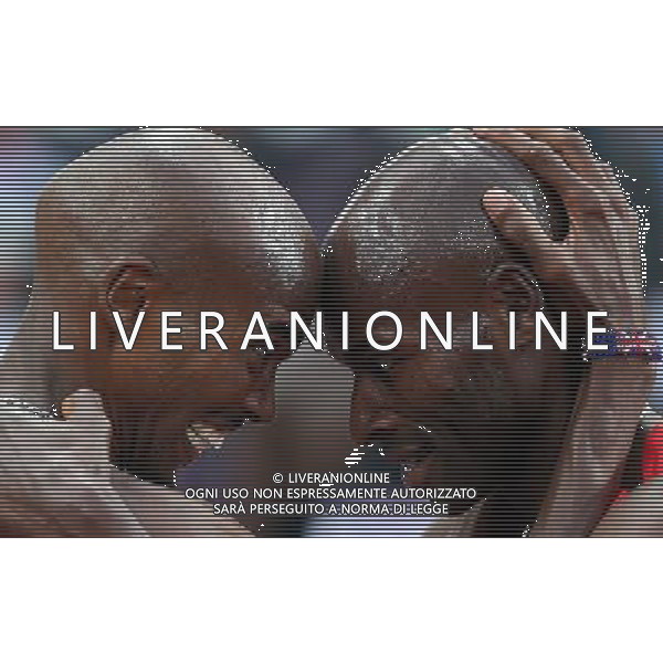 (120811) -- LONDON, Aug. 11, 2012 () -- Mohamed Farah (L) of Britain celebrates after men\'s 5000m final at London 2012 Olympic Games, London, Britain, Aug. 11, 2012. Mohamed Farah won gold medal with 13:41.66. (/Liao Yujie)(zgp) ©PHOTOSHOT/Agenzia Aldo Liverani Sas - ITALY ONLY - GIOCHI OLIMPICI, OLIMPIADI LONDRA 2012