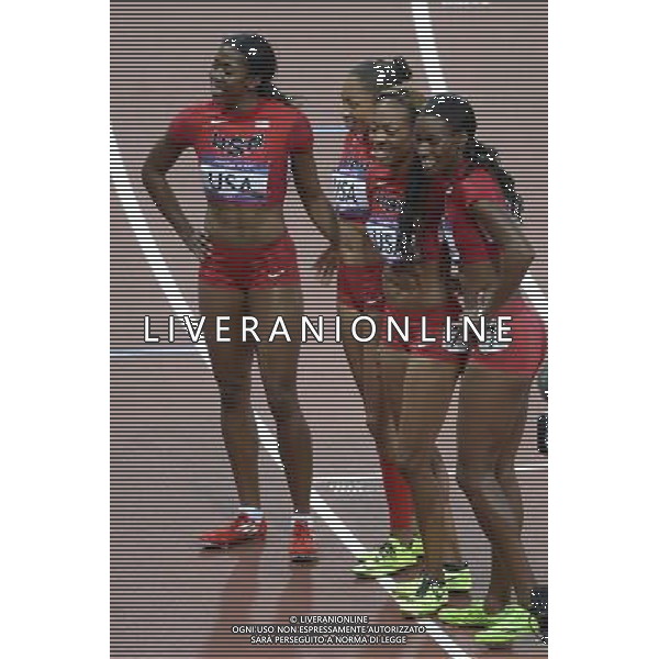 (120811) -- LONDON, Aug. 11, 2012 () -- Runners of U.S. celebrates after women\'s 4x400m relay final at London 2012 Olympic Games, London, Britain, Aug. 11, 2012. The U.S. team won gold medal in this event with 3:16.87. (/Qi Heng)(zgp) ©PHOTOSHOT/Agenzia Aldo Liverani Sas - ITALY ONLY - GIOCHI OLIMPICI, OLIMPIADI LONDRA 2012