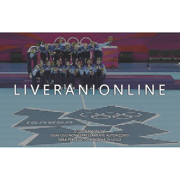 (120811) -- LONDON, Aug. 11, 2012 () -- Gold medalists of Norway pose at awarding ceremony of women\'s handball event, at London 2012 Olympic Games in London, Britain, on August 11, 2012. (/Shen Bohan) (zgp) ©PHOTOSHOT/Agenzia Aldo Liverani Sas - ITALY ONLY - GIOCHI OLIMPICI, OLIMPIADI LONDRA 2012