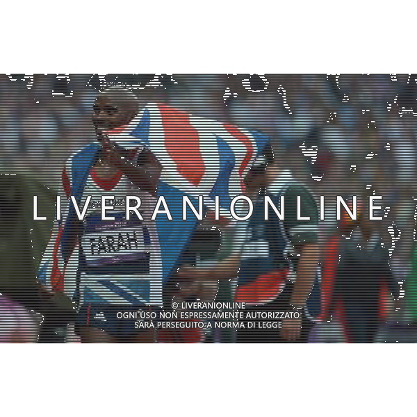 (120811) -- LONDON, Aug. 11, 2012 () -- Mohamed Farah of Britain celebrates after men\'s 5000m final at London 2012 Olympic Games, London, Britain, Aug. 11, 2012. Mohamed Farah won gold medal with 13:41.66. (/Wang Jianhua)(zgp) ©PHOTOSHOT/Agenzia Aldo Liverani Sas - ITALY ONLY - GIOCHI OLIMPICI, OLIMPIADI LONDRA 2012