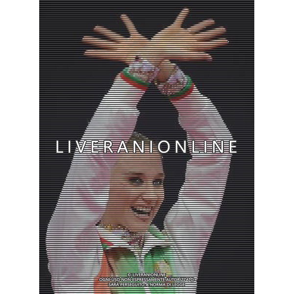 (120811) -- LONDON, Aug. 11, 2012 () -- Bronze medalist Liubou Charkashyna of Belarus poses at awarding ceremony of gymnastics rhythmic individual all-around event, at London 2012 Olympic Games in London, Britain, on August 11, 2012. (/Yang Zongyou)(zgp) ©PHOTOSHOT/Agenzia Aldo Liverani Sas - ITALY ONLY - GIOCHI OLIMPICI, OLIMPIADI LONDRA 2012
