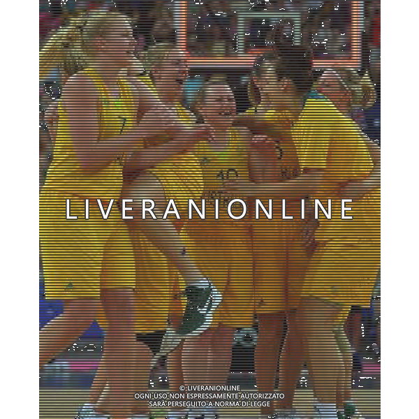 (120811) -- LONDON, Aug. 11, 2012 () -- Australian players celebrate after women\'s basketball bronze medal game between Australia and Russia, at London 2012 Olympic Games in London, Britain, on August 11, 2012. Australia won 83-74. (/Cheng Min) (nxl) ©PHOTOSHOT/Agenzia Aldo Liverani Sas - ITALY ONLY - GIOCHI OLIMPICI, OLIMPIADI LONDRA 2012