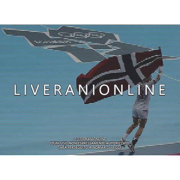 (120811) -- LONDON, Aug. 11, 2012 () -- Players of Norway celebrate after women\'s handball gold medal match between Norway and Montenegro, at London 2012 Olympic Games in London, Britain, on August 11, 2012. Norway won the match 26-23 and won gold medal. (/Shen Bohan) (zgp) ©PHOTOSHOT/Agenzia Aldo Liverani Sas - ITALY ONLY - GIOCHI OLIMPICI, OLIMPIADI LONDRA 2012