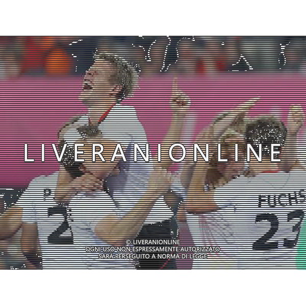 (120811) -- LONDON, Aug. 11, 2012 () -- Players of Germany celebrates after winning the gold medal match of men\'s Hockey between the Netherlands and Germany at London 2012 Olympic Games, London, Britain, Aug. 11, 2012. Germany won the match 2-1 and claimed the gold medal. (/Chen Jianli) ©PHOTOSHOT/Agenzia Aldo Liverani Sas - ITALY ONLY - GIOCHI OLIMPICI, OLIMPIADI LONDRA 2012