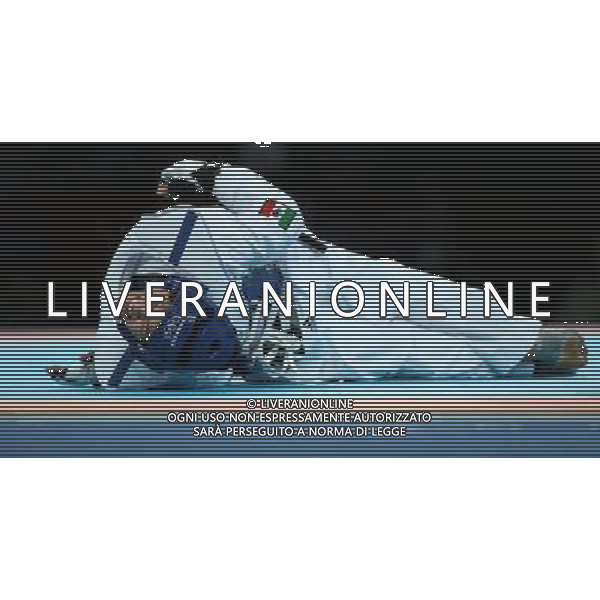 (120811) -- LONDON, Aug. 11, 2012 () -- Maria del Rosario of Mexico (blue) grimaces after falling down while competing with Glenhis Hernandez of Cuba during the bronze medal match of women\'s +67kg Taekwondo at London 2012 Olympic Games, London, Britain, Aug. 11, 2012. Maria del Rosario of Mexico won the match and claimed the bronze medal of the event. (/Wang Lili) ©PHOTOSHOT/Agenzia Aldo Liverani Sas - ITALY ONLY - GIOCHI OLIMPICI, OLIMPIADI LONDRA 2012