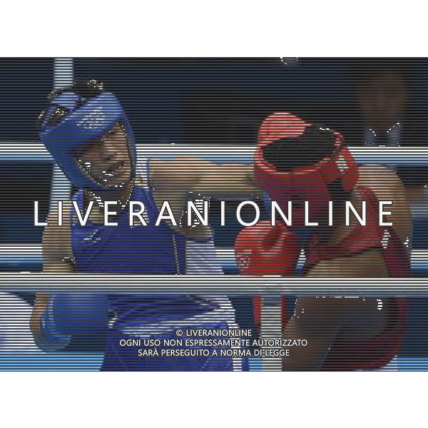(120811) -- LONDON, Aug. 11, 2012 () -- Ryota Murata of Japan (in red) competes with Esquiva Falco Florentino of Brazil during men\'s boxing middle (75kg) gold medal match, at London 2012 Olympic Games in London, Britain, on August 11, 2012. Ryota Murata of Japan won the gold medal of the event. (/Guo Yong) ©PHOTOSHOT/Agenzia Aldo Liverani Sas - ITALY ONLY - GIOCHI OLIMPICI, OLIMPIADI LONDRA 2012