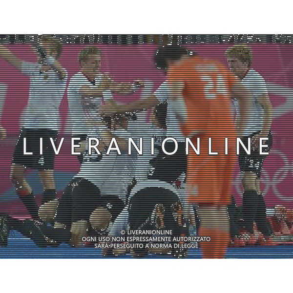 (120811) -- LONDON, Aug. 11, 2012 () -- Players of Germany celebrates after winning the gold medal match of men\'s Hockey between the Netherlands and Germany at London 2012 Olympic Games, London, Britain, Aug. 11, 2012. Germany won the match 2-1 and claimed the gold medal. (/Wang Yuguo) ©PHOTOSHOT/Agenzia Aldo Liverani Sas - ITALY ONLY - GIOCHI OLIMPICI, OLIMPIADI LONDRA 2012