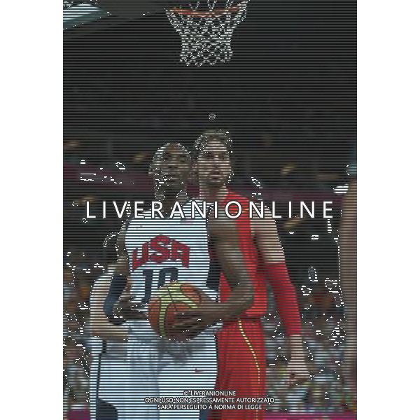 (120812) -- LONDON, Aug. 12, 2012 () -- Kobe Bryant of USA competes in men\'s basketball gold medal match between USA and Spain, at London 2012 Olympic Games in London, Britain, August 12, 2012. (/Meng Yongmin) (zgp) ©photoshot/Agenzia Aldo Liverani Sas - ITALY ONLY - GIOCHI OLIMPICI, OLIMPIADI LONDRA 2012