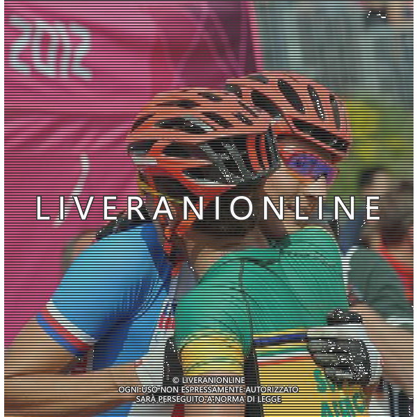 (120812) -- LONDON, Aug. 12, 2012 () -- Jaroslav Kulhavy of Czech Republic (No.3) celebrates after winning in men\'s cross-country competition of Cycling Mountain Bike event, at London 2012 Olympic Games in London, Britain, on August 12, 2012. Jaroslav Kulhavy of Czech Republic won gold medal. (/Yang Zongyou) (nxl) ©photoshot/Agenzia Aldo Liverani Sas - ITALY ONLY - GIOCHI OLIMPICI, OLIMPIADI LONDRA 2012