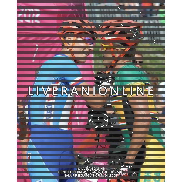 (120812) -- LONDON, Aug. 12, 2012 () -- Jaroslav Kulhavy of Czech Republic (No.3) celebrates after winning in men\'s cross-country competition of Cycling Mountain Bike event, at London 2012 Olympic Games in London, Britain, on August 12, 2012. Jaroslav Kulhavy of Czech Republic won gold medal. (/Yang Zongyou) (nxl) ©photoshot/Agenzia Aldo Liverani Sas - ITALY ONLY - GIOCHI OLIMPICI, OLIMPIADI LONDRA 2012