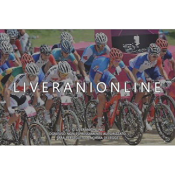 (120812) -- LONDON, Aug. 12, 2012 () -- Jaroslav Kulhavy of Czech Republic competes in men\'s cross-country competition of Cycling Mountain Bike event, at London 2012 Olympic Games in London, Britain, on August 12, 2012. Jaroslav Kulhavy of Czech Republic won gold medal. (/Yang Zongyou) (nxl) ©photoshot/Agenzia Aldo Liverani Sas - ITALY ONLY - GIOCHI OLIMPICI, OLIMPIADI LONDRA 2012