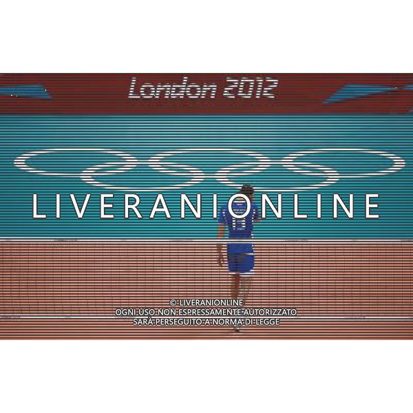 (120812) -- LONDON, Aug. 12, 2012 () -- Dragan Travica of Italy cries after Italy defeated Bulgaria in men\'s volleyball bronze medal match, at London 2012 Olympic Games in London, Britain, on August 12, 2012. Italy won 3-1. (/Tao Xiyi) (nxl) ITALY ONLY - GIOCHI OLIMPICI, OLIMPIADI LONDRA 2012