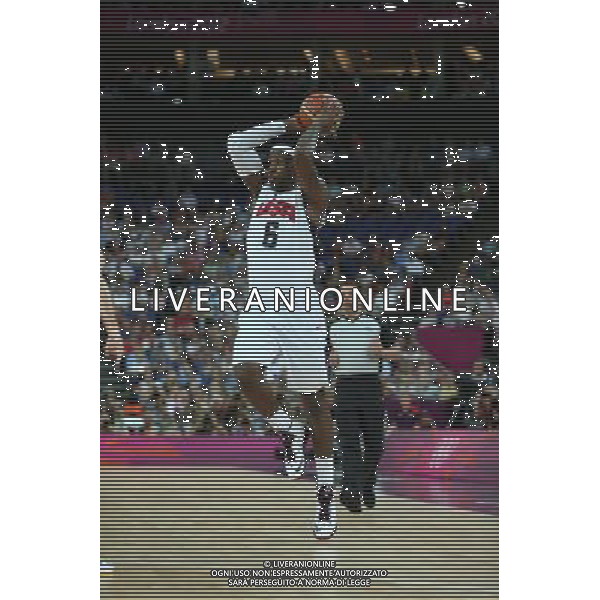 (120812) -- LONDON, Aug. 12, 2012 () -- Players compete in men\'s basketball gold medal match between USA and Spain, at London 2012 Olympic Games in London, Britain, on August 12, 2012. (/Meng Yongmin) (nxl) ©PHOTOSHOT/AGENZIA ALDO LIVERANI SAS - ITALY ONLY - GIOCHI OLIMPICI, OLIMPIADI LONDRA 2012