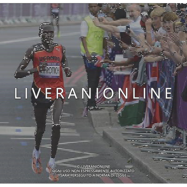 (120812) -- LONDON, Aug. 12, 2012 () -- Stephen Kiprotich of Uganda competes in men\'s marathon competition, at London 2012 Olympic Games in London, Britain, on August 12, 2012. Stephen Kiprotich of Uganda won gold medal. (/Qi Heng) (nxl) ©PHOTOSHOT/AGENZIA ALDO LIVERANI SAS - ITALY ONLY - GIOCHI OLIMPICI, OLIMPIADI LONDRA 2012