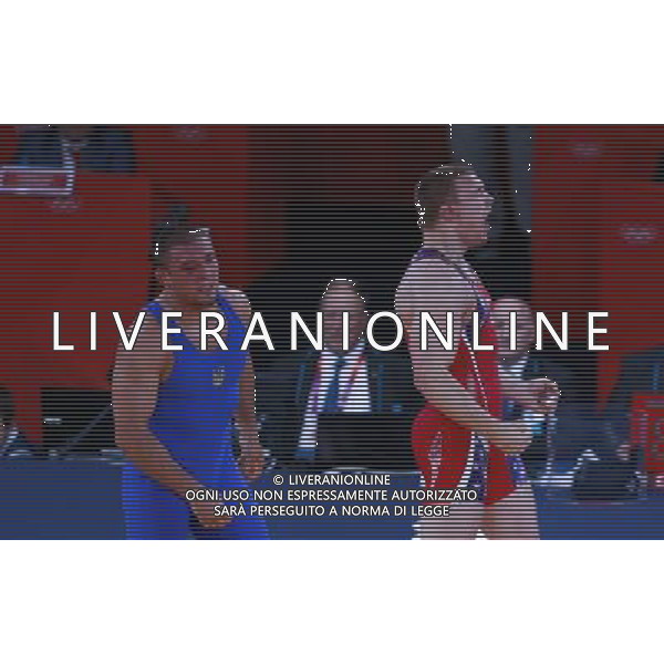 (120812) -- LONDON, Aug. 12, 2012 () -- Jacob Stephen Varner of USA (in red) competes with Valerii Andriitsev of Ukraine during men\'s wrestling freestyle 96kg gold medal contest, at London 2012 Olympic Games in London, Britain, on August 12, 2012. Jacob Stephen Varner of USA won gold medal. (/Ren Zhenglai) (nxl) ©PHOTOSHOT/AGENZIA ALDO LIVERANI SAS - ITALY ONLY - GIOCHI OLIMPICI, OLIMPIADI LONDRA 2012
