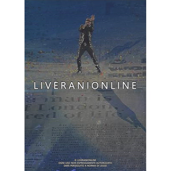 (120812) -- LONDON, Aug. 12, 2012 () -- Photo taken on August 12, 2012 shows George Michael performing at the Closing Ceremony of the London 2012 Olympic Games at the Olympic Stadium in London, Britain. (/Wang Qingqin) (zgp) ©PHOTOSHOT/AGENZIA ALDO LIVERANI SAS - ITALY ONLY - CERIMONIA DI CHIUSURA DEI GIOCHI OLIMPICI, OLIMPIADI LONDRA 2012