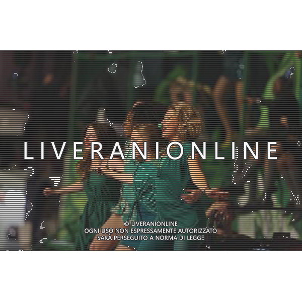 (120812) -- LONDON, Aug. 12, 2012 () -- Photo taken on August 12, 2012 shows the performance during the closing ceremony of the London 2012 Olympic Games at the Olympic Stadium in London, Britain. (/Jin Liwang) (lm) ©PHOTOSHOT/AGENZIA ALDO LIVERANI SAS - ITALY ONLY - CERIMONIA DI CHIUSURA DEI GIOCHI OLIMPICI, OLIMPIADI LONDRA 2012