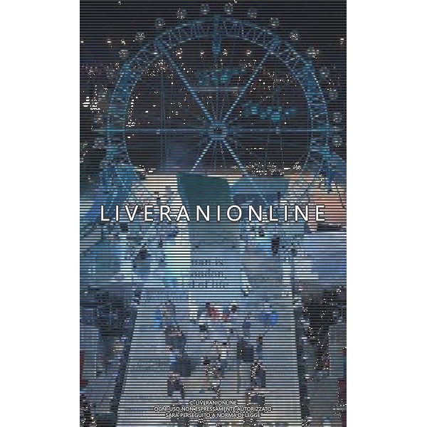 (120812) -- LONDON, Aug. 12, 2012 () -- Photo taken on August 12, 2012 shows the art performance at the Closing Ceremony of the London 2012 Olympic Games at the Olympic Stadium in London, Britain. (/Wang Qingqin) (zgp) ©PHOTOSHOT/AGENZIA ALDO LIVERANI SAS - ITALY ONLY - CERIMONIA DI CHIUSURA DEI GIOCHI OLIMPICI, OLIMPIADI LONDRA 2012