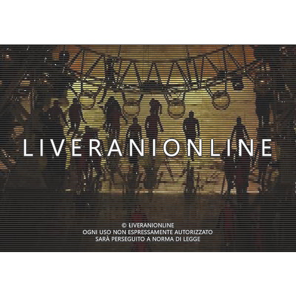 (120812) -- LONDON, Aug. 12, 2012 () -- Photo taken on August 12, 2012 shows the art performance at the Closing Ceremony of the London 2012 Olympic Games at the Olympic Stadium in London, Britain. (/Wang Qingqin) (zgp) ©PHOTOSHOT/AGENZIA ALDO LIVERANI SAS - ITALY ONLY - CERIMONIA DI CHIUSURA DEI GIOCHI OLIMPICI, OLIMPIADI LONDRA 2012