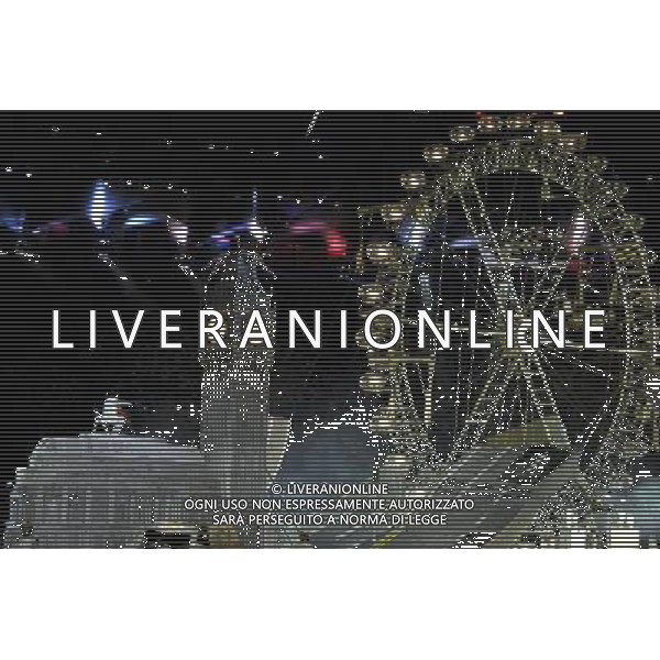 (120812) -- LONDON, Aug. 12, 2012 () -- Photo taken on August 12, 2012 shows the performance during the closing ceremony of the London 2012 Olympic Games at the Olympic Stadium in London, Britain. (/Gesang Dawa) (lm) ©PHOTOSHOT/AGENZIA ALDO LIVERANI SAS - ITALY ONLY - CERIMONIA DI CHIUSURA DEI GIOCHI OLIMPICI, OLIMPIADI LONDRA 2012