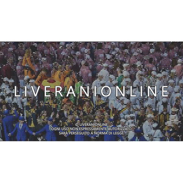 (120812) -- LONDON, Aug. 12, 2012 () -- Athletes parade into the Olympic Stadium at the Closing Ceremony of the London 2012 Olympic Games in London, Britain, August 12, 2012. (/Wang Qingqin) (zgp) ©PHOTOSHOT/AGENZIA ALDO LIVERANI SAS - ITALY ONLY - CERIMONIA DI CHIUSURA DEI GIOCHI OLIMPICI, OLIMPIADI LONDRA 2012