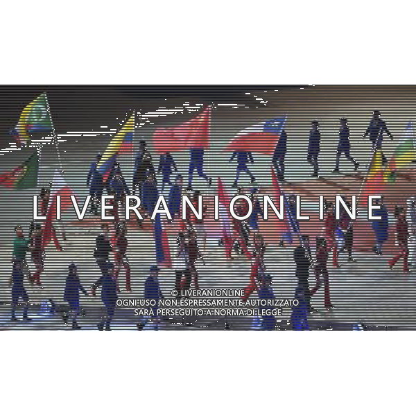 (120812) -- LONDON, Aug. 12, 2012 () -- Athletes holding their national flags parade into the Olympic Stadium at the Closing Ceremony of the London 2012 Olympic Games in London, Britain, August 12, 2012. (/Wang Qingqin) (zgp) ©PHOTOSHOT/AGENZIA ALDO LIVERANI SAS - ITALY ONLY - CERIMONIA DI CHIUSURA DEI GIOCHI OLIMPICI, OLIMPIADI LONDRA 2012