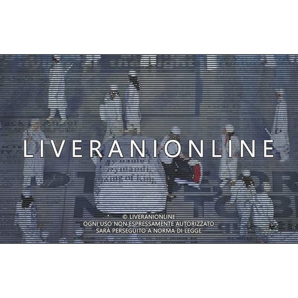 (120812) -- LONDON, Aug. 12, 2012 () -- Photo taken on August 12, 2012 shows the art performance at the Closing Ceremony of the London 2012 Olympic Games at the Olympic Stadium in London, Britain. (/Wang Qingqin) (zgp) ©PHOTOSHOT/AGENZIA ALDO LIVERANI SAS - ITALY ONLY - CERIMONIA DI CHIUSURA DEI GIOCHI OLIMPICI, OLIMPIADI LONDRA 2012