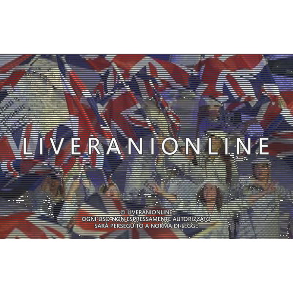 (120812) -- LONDON, Aug. 12, 2012 () -- Photo taken on August 12, 2012 shows the performance during the closing ceremony of the London 2012 Olympic Games at the Olympic Stadium in London, Britain. (/Cheng Min) (lm) ©PHOTOSHOT/AGENZIA ALDO LIVERANI SAS - ITALY ONLY - CERIMONIA DI CHIUSURA DEI GIOCHI OLIMPICI, OLIMPIADI LONDRA 2012