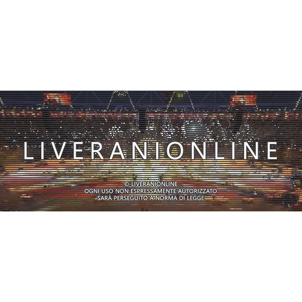 (120812) -- LONDON, Aug. 12, 2012 () -- Photo taken on August 12, 2012 shows the art performance at the Closing Ceremony of the London 2012 Olympic Games at the Olympic Stadium in London, Britain. (/Wang Qingqin) (zgp) ©PHOTOSHOT/AGENZIA ALDO LIVERANI SAS - ITALY ONLY - CERIMONIA DI CHIUSURA DEI GIOCHI OLIMPICI, OLIMPIADI LONDRA 2012