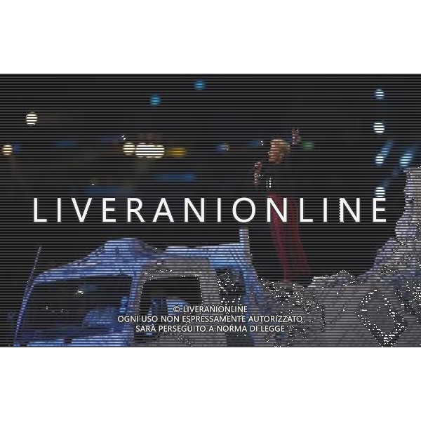 (120812) -- LONDON, Aug. 12, 2012 () -- Photo taken on August 12, 2012 shows Emeli Sande singing at the Closing Ceremony of the London 2012 Olympic Games at the Olympic Stadium in London, Britain, August 12, 2012. (/Shen Bohan) (zgp) ©PHOTOSHOT/AGENZIA ALDO LIVERANI SAS - ITALY ONLY - CERIMONIA DI CHIUSURA DEI GIOCHI OLIMPICI, OLIMPIADI LONDRA 2012