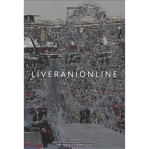 (120812) -- LONDON, Aug. 12, 2012 () -- Staff members make last-minute preparation for the Closing Ceremony of the London 2012 Olympic Games at the Olympic Stadium in London, Britain, August 12, 2012. (/Shen Bohan) (zgp) ©PHOTOSHOT/AGENZIA ALDO LIVERANI SAS - ITALY ONLY - CERIMONIA DI CHIUSURA DEI GIOCHI OLIMPICI, OLIMPIADI LONDRA 2012