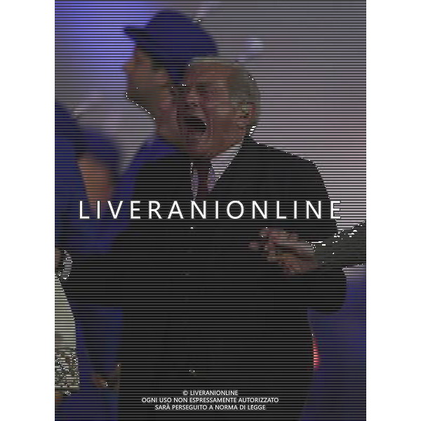 (120812) -- LONDON, Aug. 12, 2012 () -- Photo taken on August 12, 2012 shows the art performance at the Closing Ceremony of the London 2012 Olympic Games at the Olympic Stadium in London, Britain. (/Shen Bohan) (zgp) ©PHOTOSHOT/AGENZIA ALDO LIVERANI SAS - ITALY ONLY - CERIMONIA DI CHIUSURA DEI GIOCHI OLIMPICI, OLIMPIADI LONDRA 2012