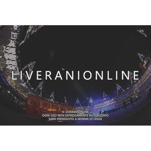 (120812) -- LONDON, Aug. 12, 2012 () -- Photo taken on August 12, 2012 shows the art performance at the Closing Ceremony of the London 2012 Olympic Games at the Olympic Stadium in London, Britain. (/Shen Bohan) (zgp) ©PHOTOSHOT/AGENZIA ALDO LIVERANI SAS - ITALY ONLY - CERIMONIA DI CHIUSURA DEI GIOCHI OLIMPICI, OLIMPIADI LONDRA 2012