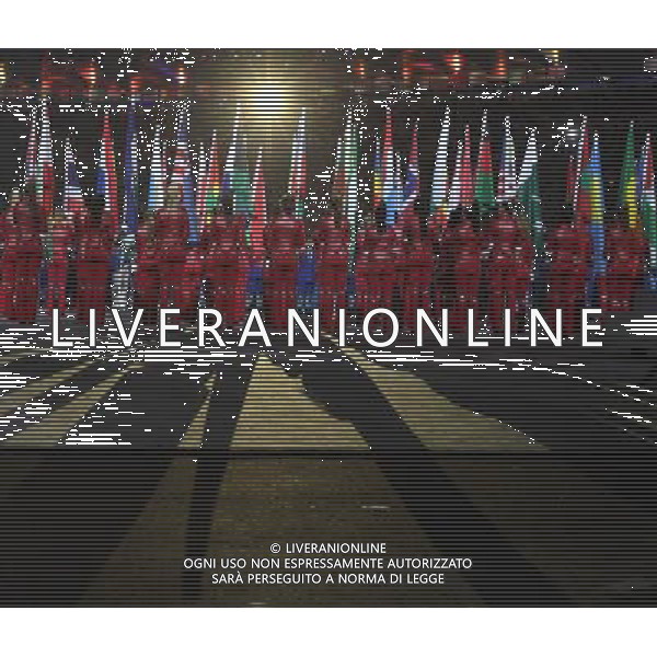 (120812) -- LONDON, Aug. 12, 2012 () -- Flag-bearers hold flags of Olympic delegations at the Closing Ceremony of the London 2012 Olympic Games at the Olympic Stadium in London, Britain, August 12, 2012. (/Wang Qingqin) (zgp) ©PHOTOSHOT/AGENZIA ALDO LIVERANI SAS - ITALY ONLY - CERIMONIA DI CHIUSURA DEI GIOCHI OLIMPICI, OLIMPIADI LONDRA 2012