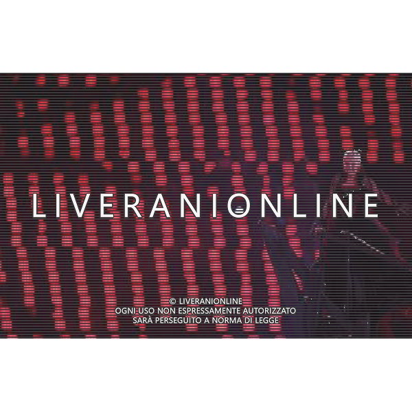 (120812) -- LONDON, Aug. 12, 2012 () -- Photo taken on August 12, 2012 shows the performance during the closing ceremony of the London 2012 Olympic Games at the Olympic Stadium in London, Britain. (/Wang Shen) (lm) ©PHOTOSHOT/AGENZIA ALDO LIVERANI SAS - ITALY ONLY - CERIMONIA DI CHIUSURA DEI GIOCHI OLIMPICI, OLIMPIADI LONDRA 2012