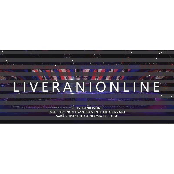 (120812) -- LONDON, Aug. 12, 2012 () -- Photo taken on August 12, 2012 shows the art performance at the Closing Ceremony of the London 2012 Olympic Games at the Olympic Stadium in London, Britain. (/Wang Qingqin) (zgp) ©PHOTOSHOT/AGENZIA ALDO LIVERANI SAS - ITALY ONLY - CERIMONIA DI CHIUSURA DEI GIOCHI OLIMPICI, OLIMPIADI LONDRA 2012