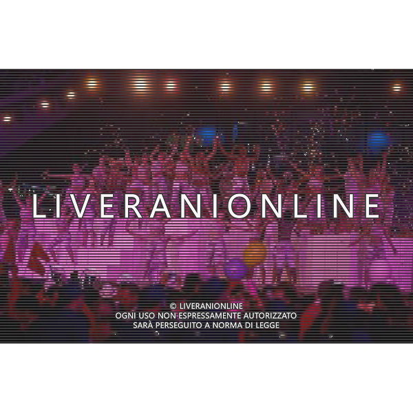 (120812) -- LONDON, Aug. 12, 2012 () -- Photo taken on August 12, 2012 shows the performance during the closing ceremony of the London 2012 Olympic Games at the Olympic Stadium in London, Britain. (/Jin Liwang) (lm) ©PHOTOSHOT/AGENZIA ALDO LIVERANI SAS - ITALY ONLY - CERIMONIA DI CHIUSURA DEI GIOCHI OLIMPICI, OLIMPIADI LONDRA 2012