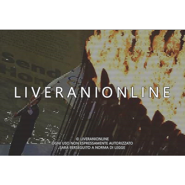 (120812) -- LONDON, Aug. 12, 2012 () -- Eduardo Paes, Mayor of Rio de Janeiro, holds the Olympic Flag at the Closing Ceremony of the London 2012 Olympic Games at the Olympic Stadium in London, Britain, August 12, 2012. The 2016 Olympic Games will be held in Rio de Janeiro. (/Gong Lei) (zgp) ©PHOTOSHOT/AGENZIA ALDO LIVERANI SAS - ITALY ONLY - CERIMONIA DI CHIUSURA DEI GIOCHI OLIMPICI, OLIMPIADI LONDRA 2012