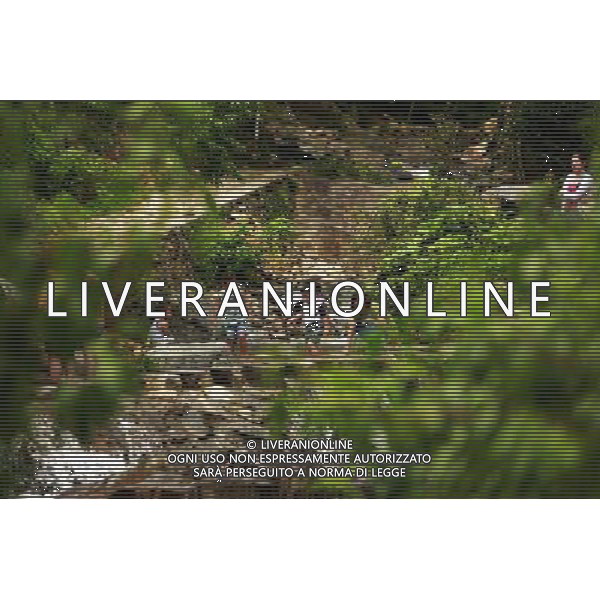 (120813) -- WENZHOU, Aug. 13, 2012 () -- Children play in the Linkeng Village of Yongjia County in Wenzhou, east China\'s Zhejiang Province, Aug. 11, 2012. (/Zheng Yue) (mp) ©photoshot/AGENZIA ALDO LIVERANI SAS - ITALY ONLY - Veduta panoramica del vecchio Villaggio Linkeng di Yongjia County a Wenzhou, Cina orientale della provincia di Zhejiang. 13/08/2012