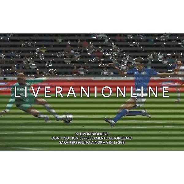 Amichevole Berna (Svizzera) - 15.08.2012 Italia-Inghilterra Nella Foto:occasione peluso federico /Ph.Vitez-Ag. Aldo Liverani