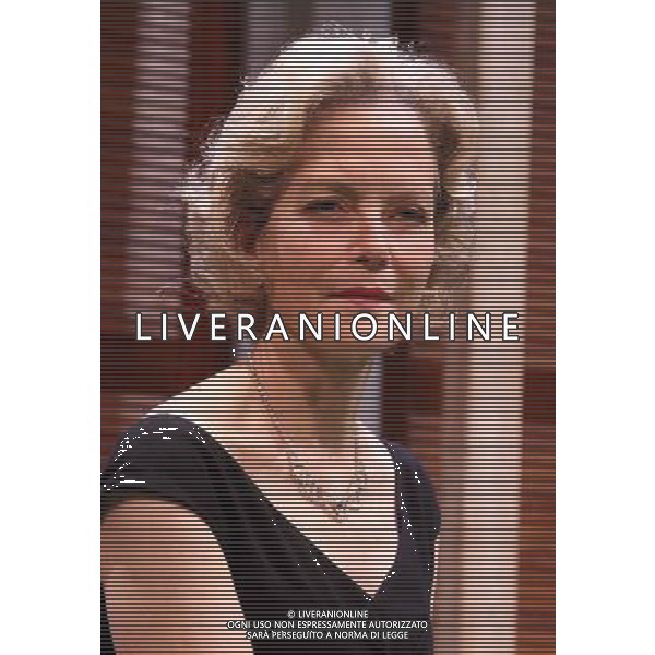 Jenny Seagrove star in Noel Coward\'s \'Volcano\', directed by Roy Marsden at the Vaudeville Theatre, The Strand, London 15/08/2012 - AG ALDO LIVERANI S A S ONLY ITALY