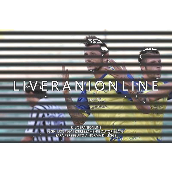 VERONA 18 AGOSTO 2012 CHIEVO - ASCOLI COPPA ITALIA TIM CUP 2012/2013 NELLA FOTO: ESULTANZA DOPO IL GOL DI THEREAU ©GARBUIO/AG. ALDO LIVERANI S.A.S.