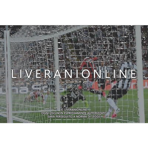 MILANO, 19-08-2012 / Œ©FOTO GIORGIO RAVEZZANI TROFEO LUIGI BERLUSCONI MILAN-JUVENTUS NELLA FOTO: GOL ROBINHO AGENZIA ALDO LIVERANI SAS