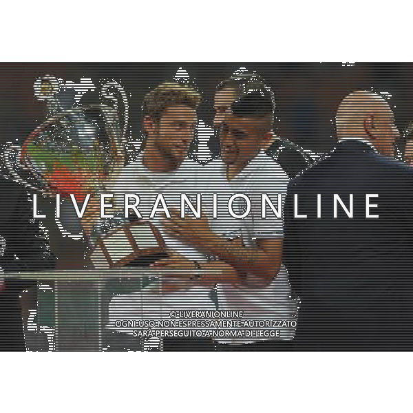 Trofeo Luigi Berlusconi 2012 Milano - 19.08.2012 Milan-Juventus Nella Foto:marchisio riceve la coppa /Ph.Vitez-Ag. Aldo Liverani