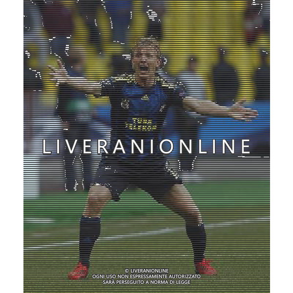 Champions League qualifying match between Spartak Moscow and Fenerbahce Istanbul at Luzhniki Stadium in Moscow, Russia on 2012/08/21 Pictured: Dirk Kuyt of Fenerbahce. pilka nozna sezon 2012/2012 liga mistrzow spartak moskwa FOT.SESKIM PHOTO/NEWSPIX.PL TURKEY, GERMANY, AUSTRIA AND UK OUT !!! LIGA TURECKA --- Newspix.pl AG ALDO LIVERANI S A S ONLY ITALY *** Local Caption *** www.newspix.pl mail us: info@newspix.pl call us: 0048 022 23 22 222 --- Polish Picture Agency by Ringier Axel Springer Poland